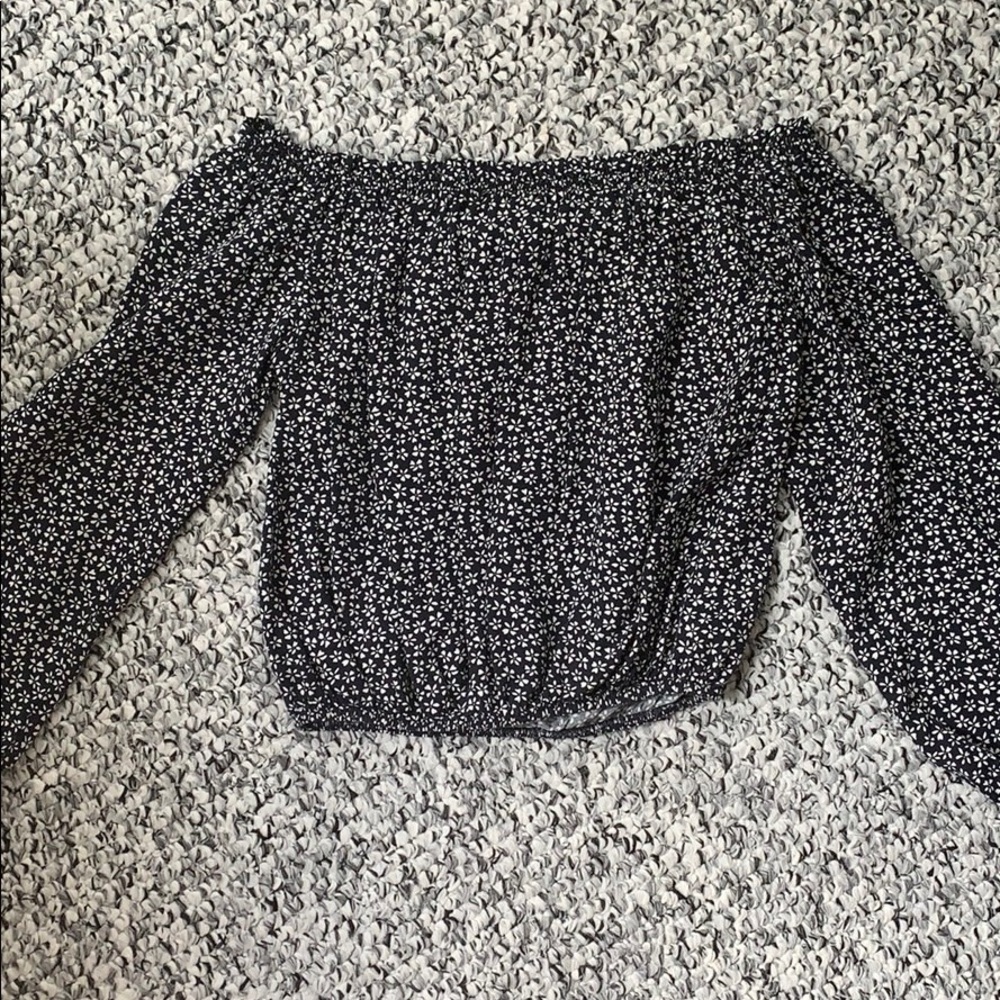 Brandy Melville Off the Shoulder Floral Top